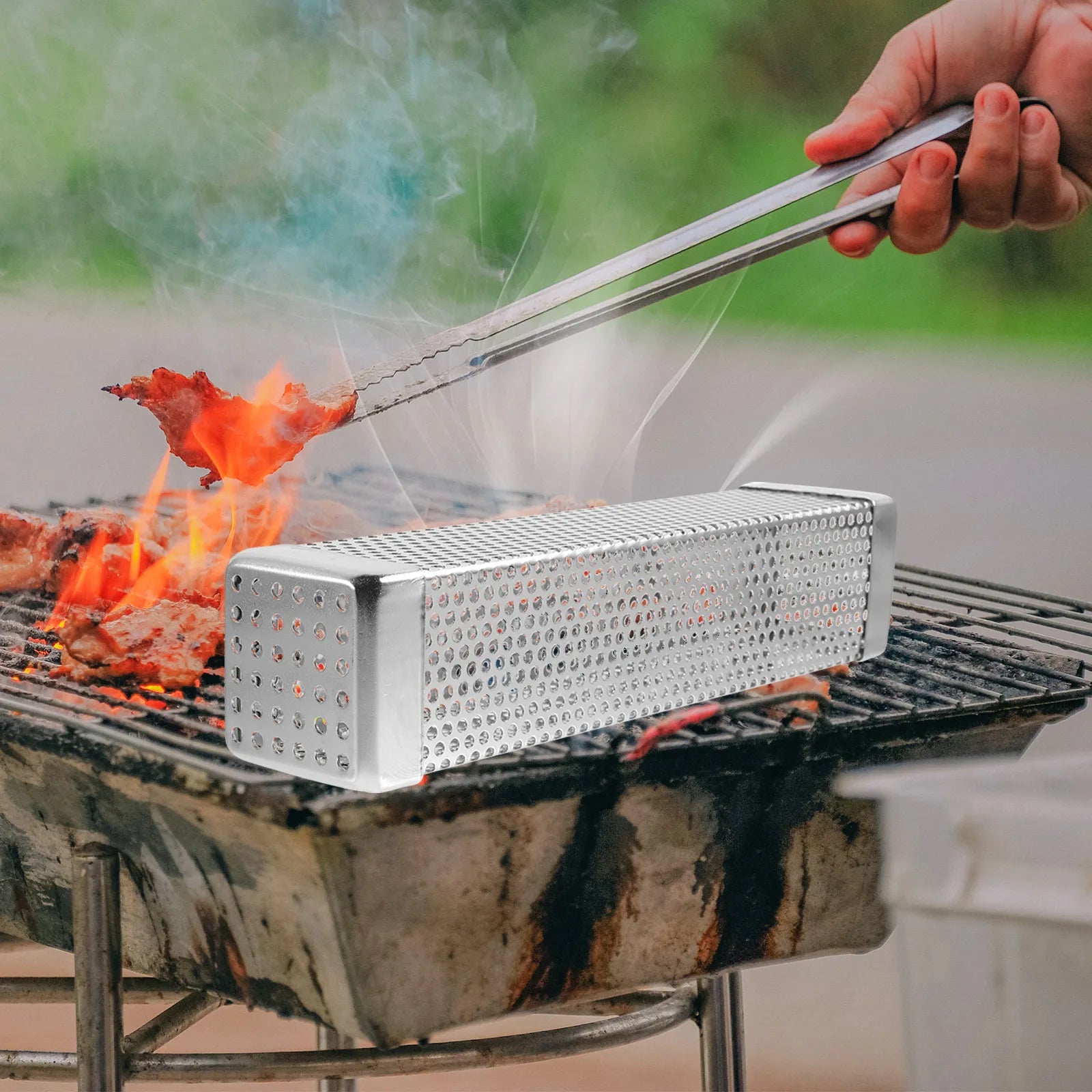 Große Smoker-Box aus Edelstahl – Robuste Räucherbox für Gas- und Holzkohlegrills – Zubehör für Räucherchips