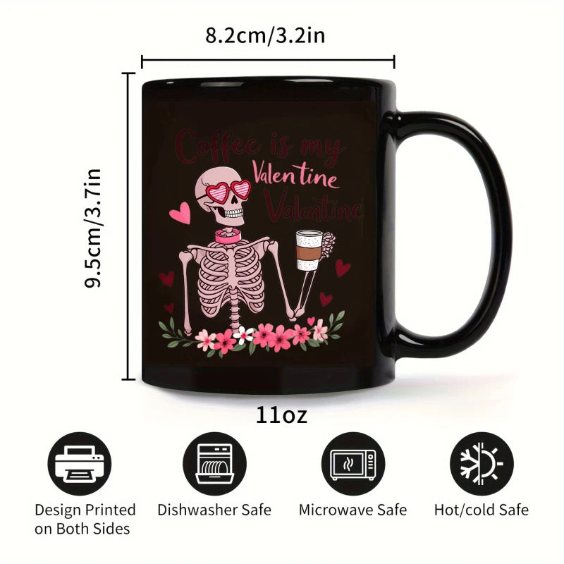 Coffee is my Valentine“ – schwarze Tasse mit Totenkopf- und Kaffeetassen-Motiv für den Valentinstag.